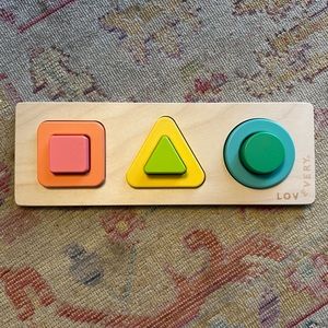 Lovevery Geo shapes 3D Puzzle • EUC 🧡💛💚